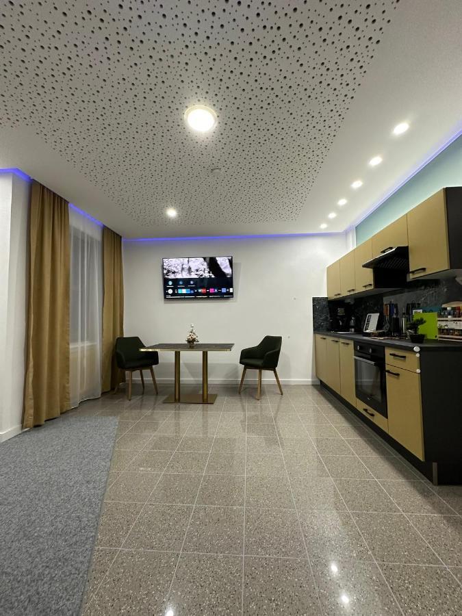 Modern Apartments Neuburg U - Top - 2 Zimmer, Komfort, Zentrum, Wi-Fi, Smart Tv, Stellplatz, Kueche Нойбург ан дер Донау Екстериор снимка